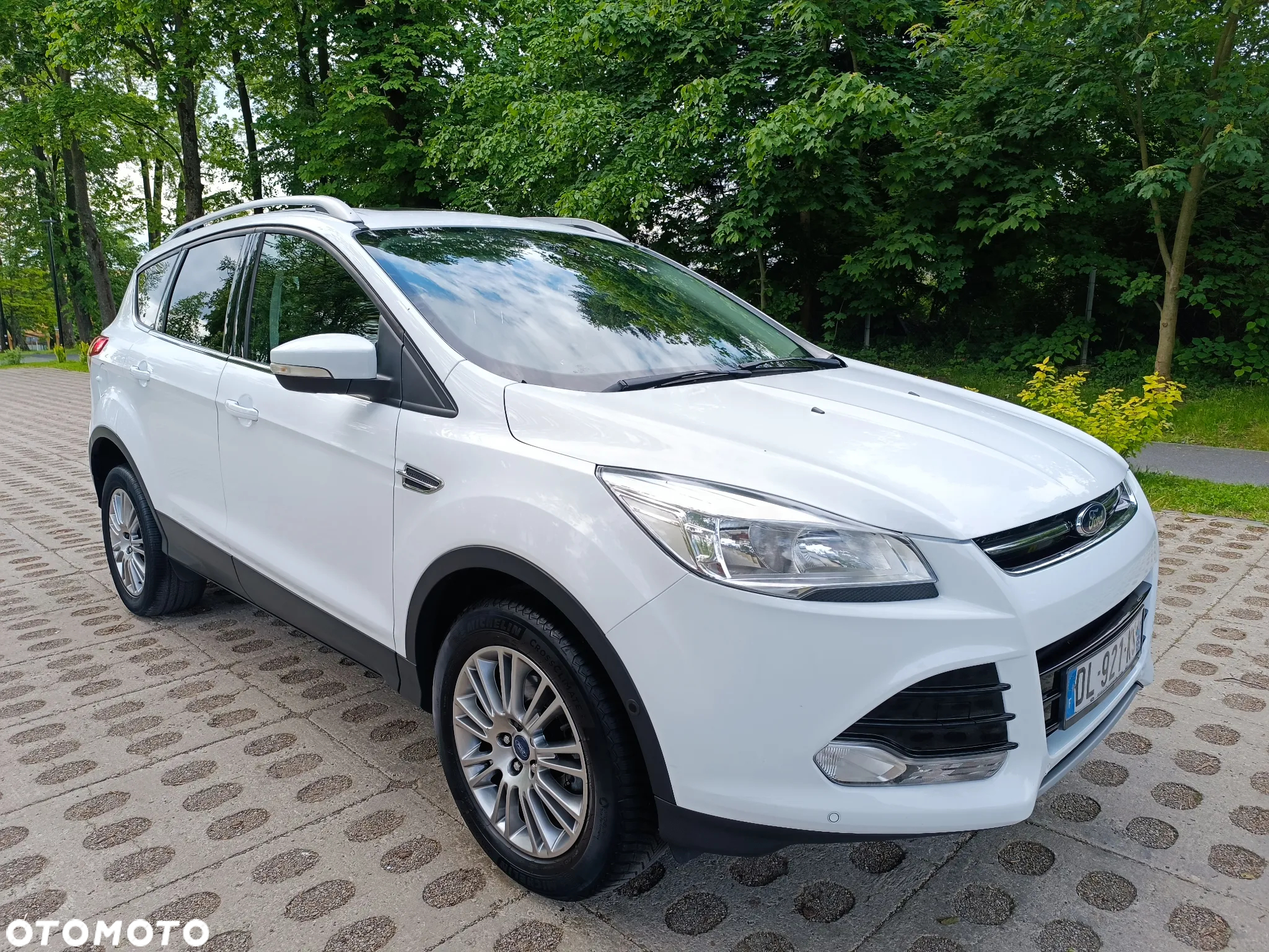 Ford Kuga 1.6 EcoBoost 2x4 Trend - 3