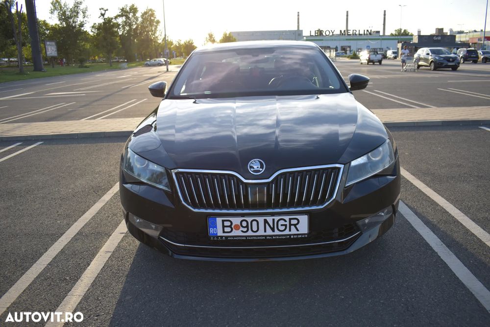 Skoda Superb 2.0 TSI DSG 4X4 Laurin & Klement - 2
