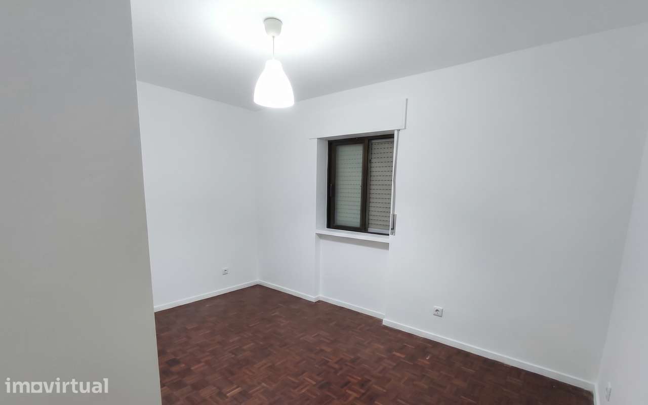 Apartamento T2 com Arrecadação em Faro - Grande imagem: 3/6