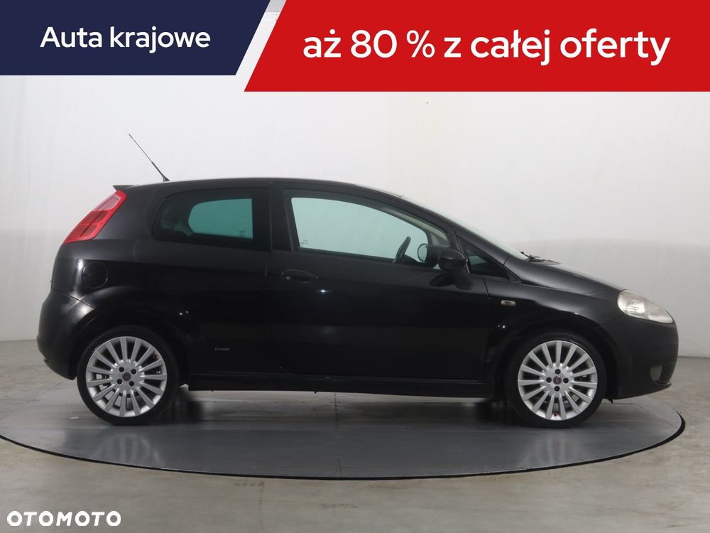 Fiat Grande Punto - 8