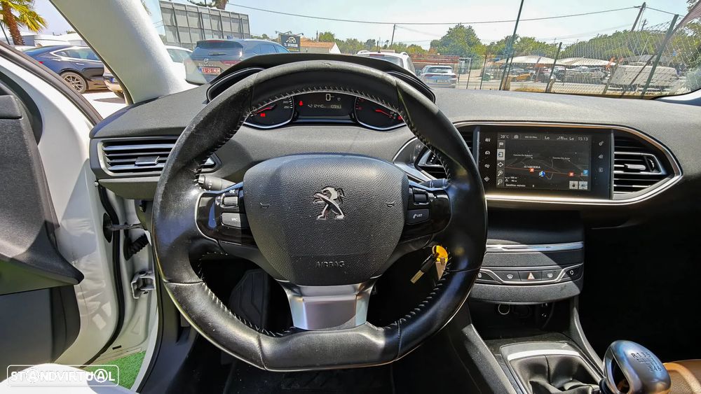 Peugeot 308 SW 1.6 BlueHDi Allure - 16