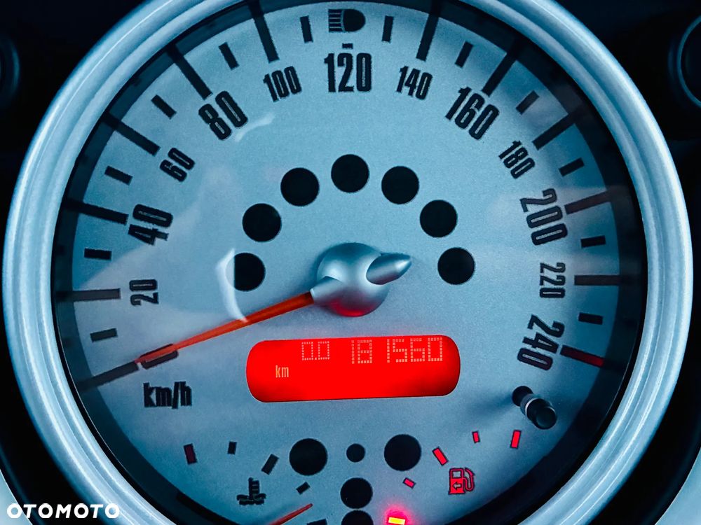 MINI Cooper Seven - 13