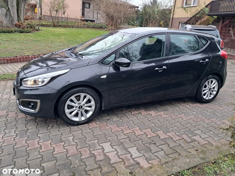 Kia Ceed 1.4 CVVT Attract - 4