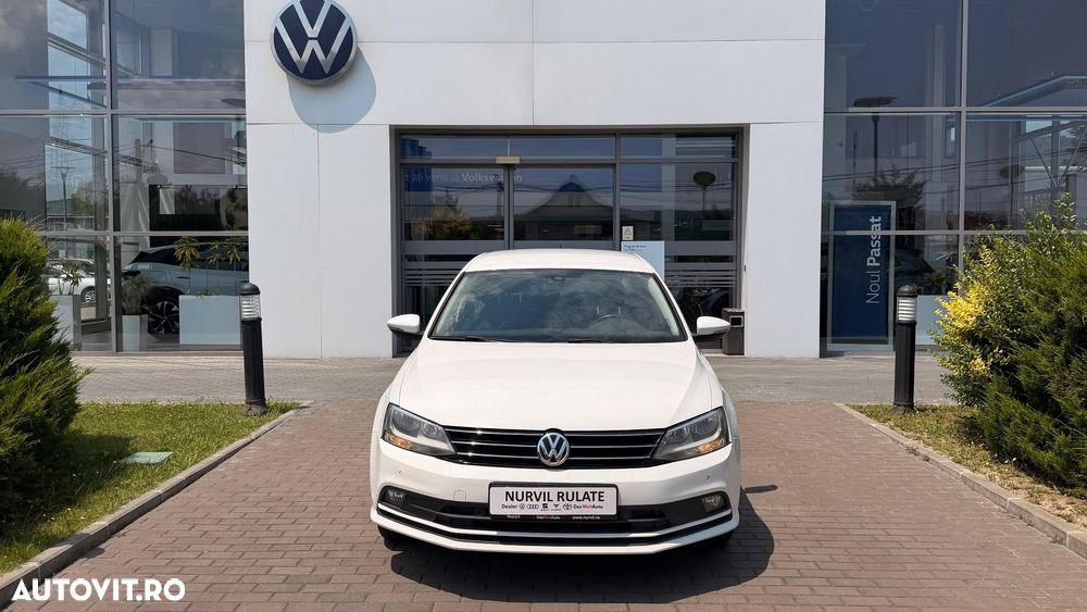 Volkswagen Jetta - 6
