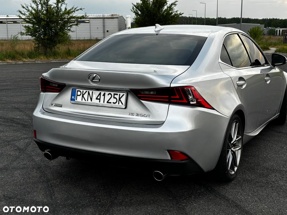 Lexus IS 200t Sport Line - 8
