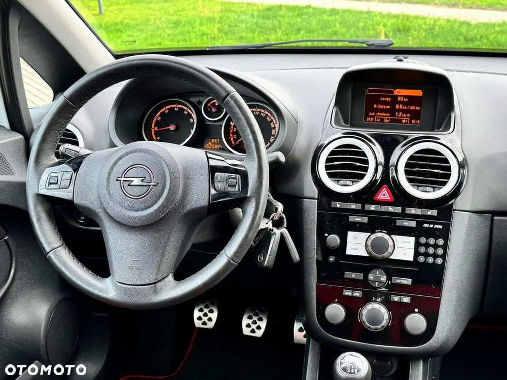 Opel Corsa 1.6 Turbo Color Edition - 20