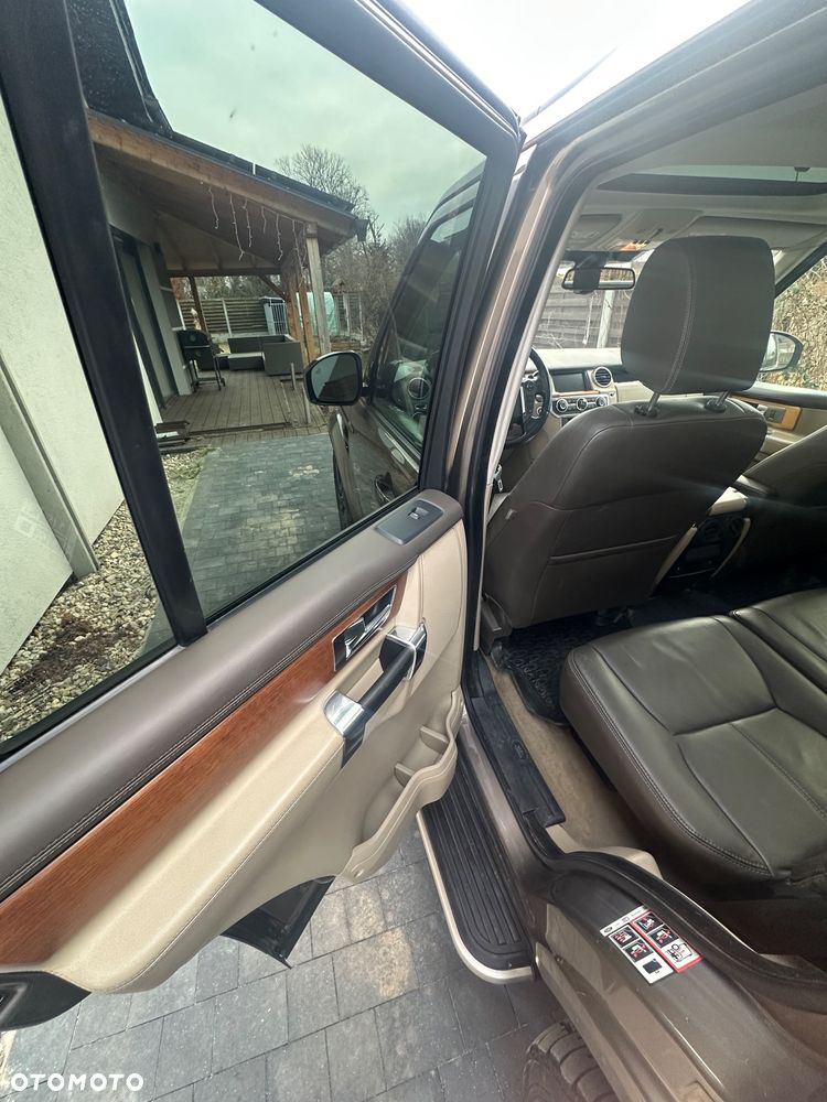 Land Rover Discovery 3.0 Si6 HSE Luxury - 31