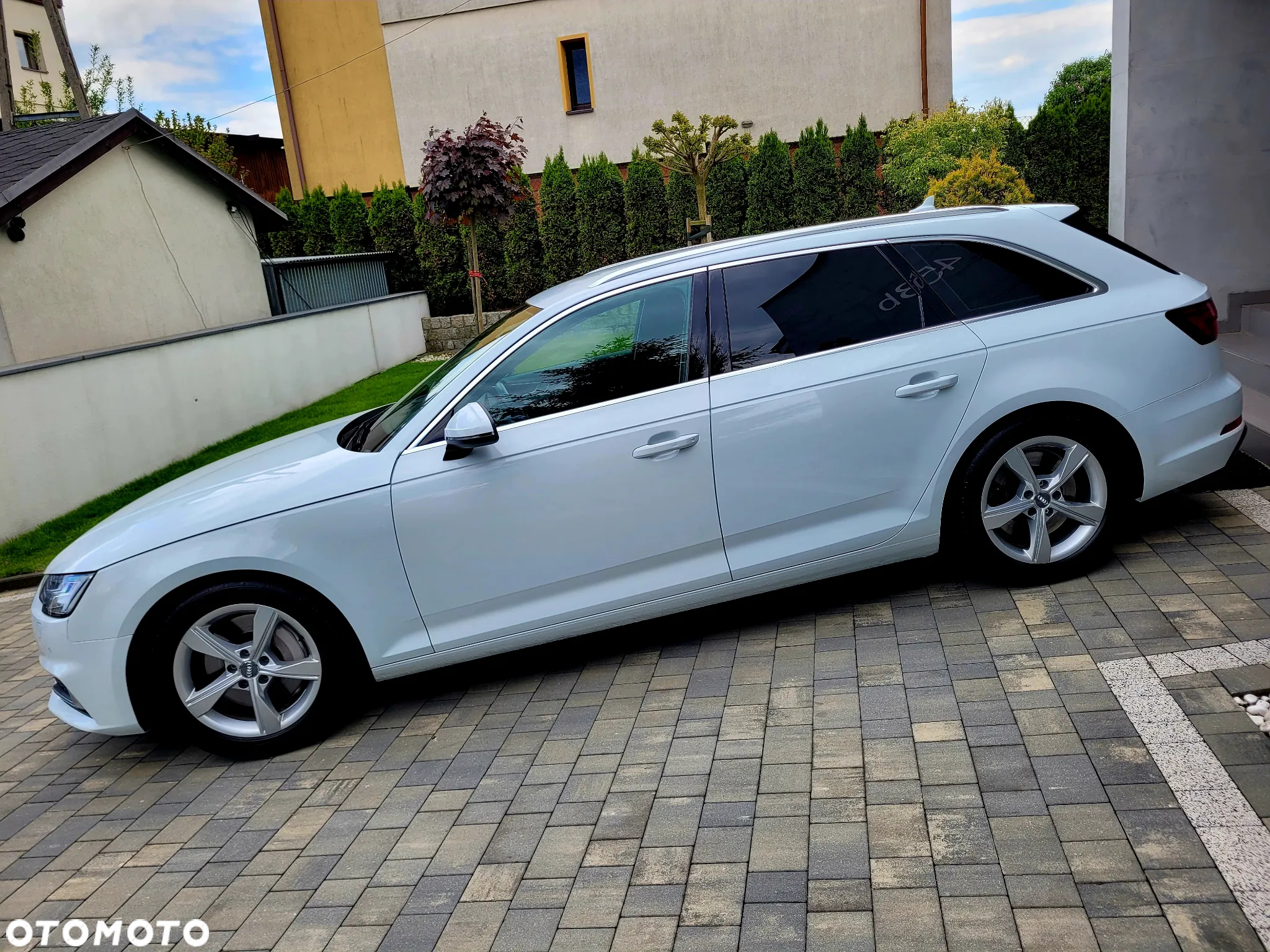 Audi A4 Avant 45 TFSI quattro S tronic - 15