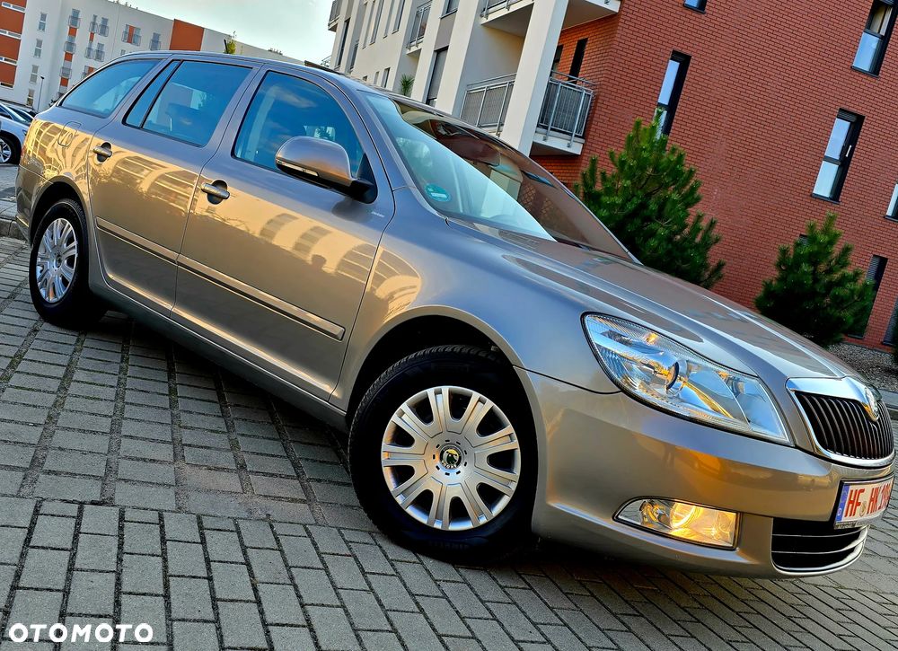 Skoda Octavia Combi 2.0 TDI Ambiente - 8