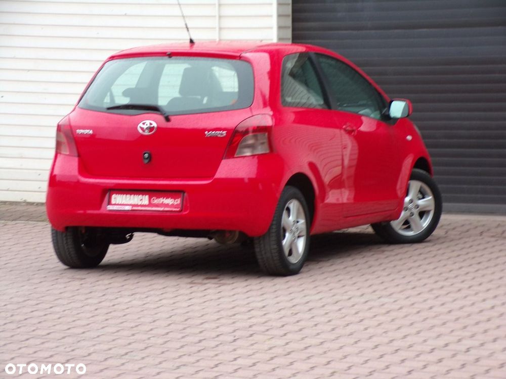 Toyota Yaris - 14