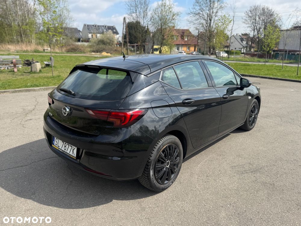 Opel Astra 1.2 T Elegance S&S - 10