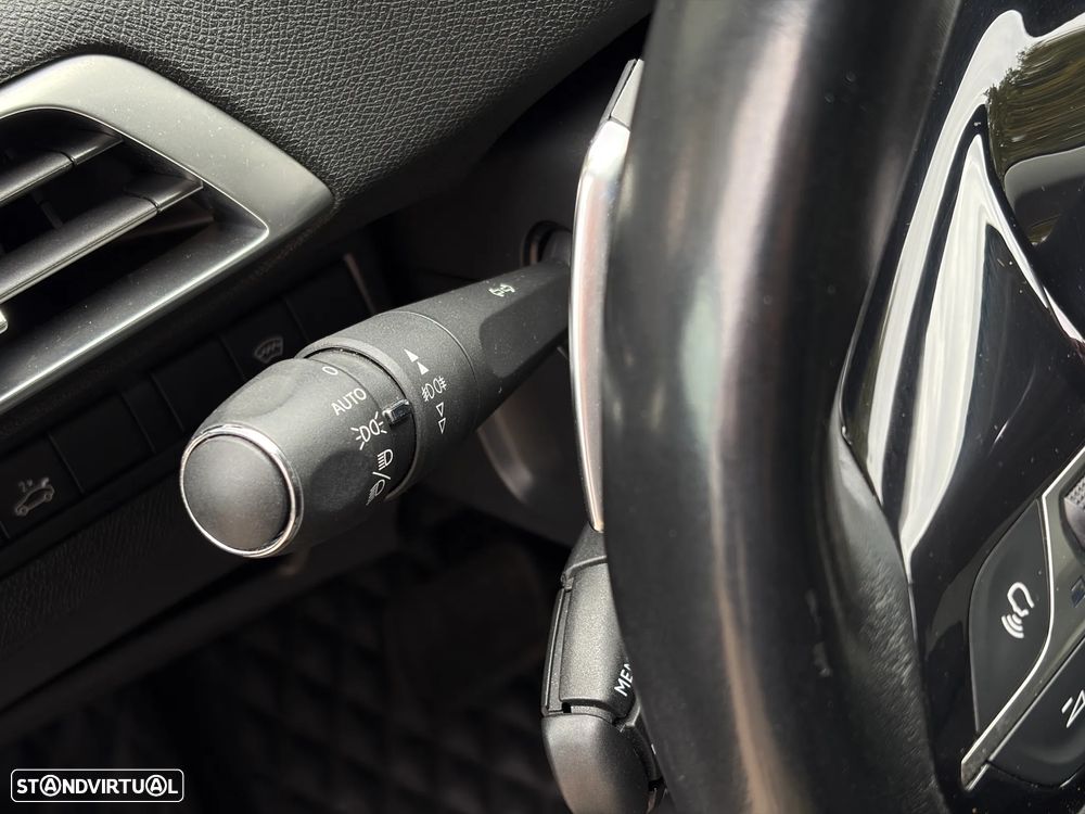 Peugeot 3008 HDi 160 Auto Allure - 34
