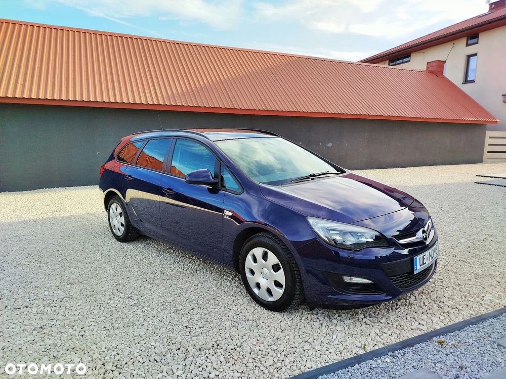 Opel Astra 1.4 Turbo 150 Jahre - 26
