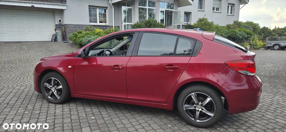 Chevrolet Cruze 1.8 LT - 15
