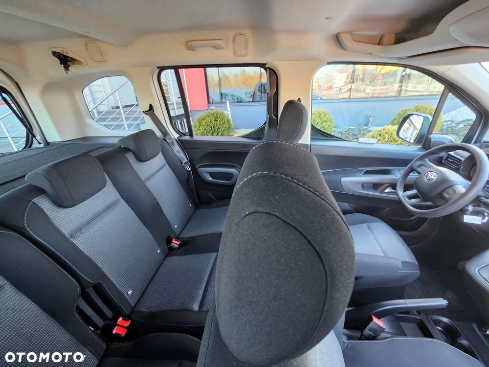 Toyota Proace City Verso 1.5 D-4D Business - 20