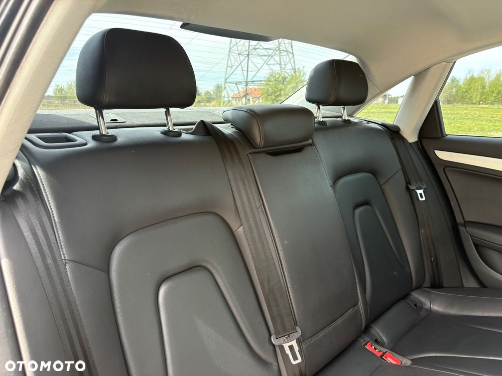 Audi A4 Limousine - 20