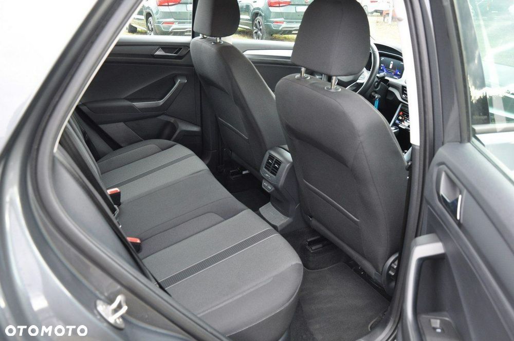 Volkswagen T-Roc - 26