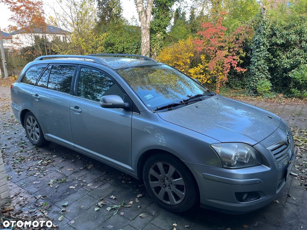 Toyota Avensis 1.8 VVT-i Luna - 5
