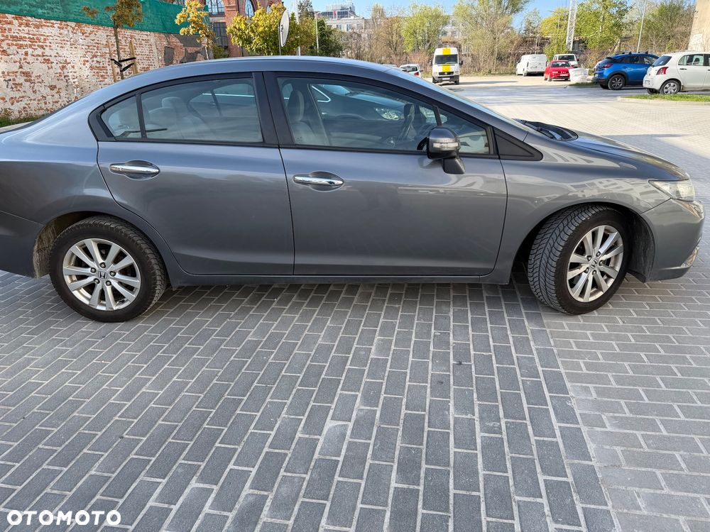 Honda Civic 1.8 Executive - 4