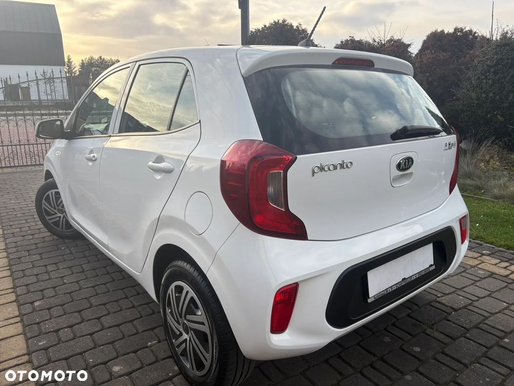 Kia Picanto - 33