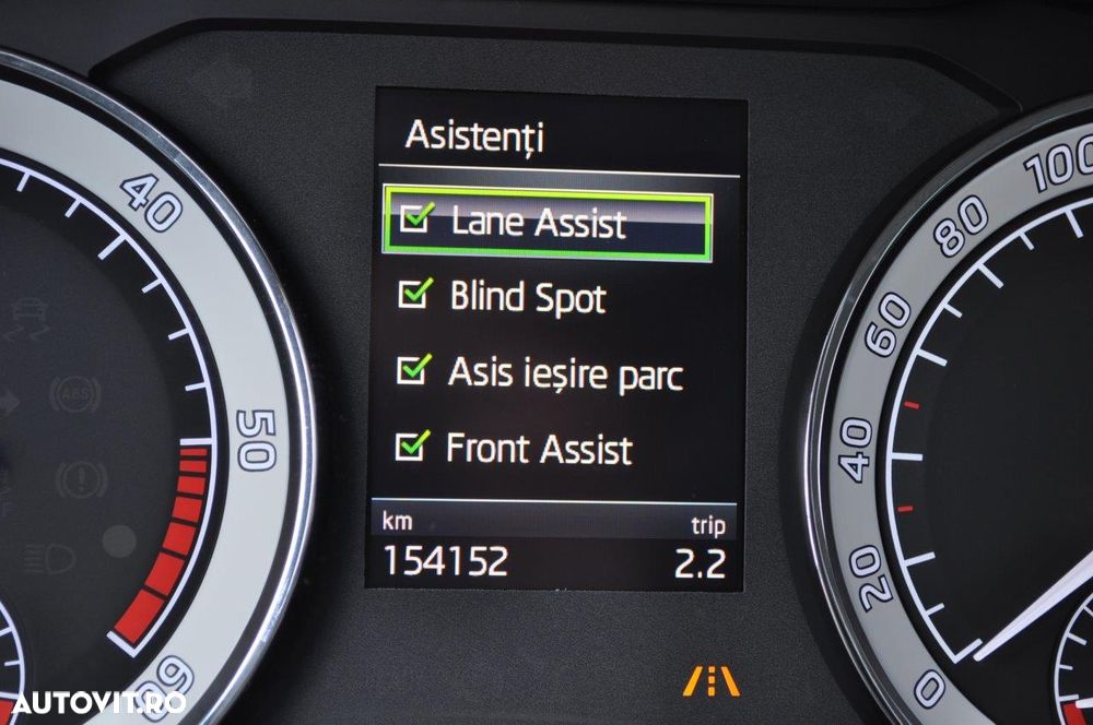 Skoda Superb 2.0 TDI DSG 4X4 Laurin & Klement - 21