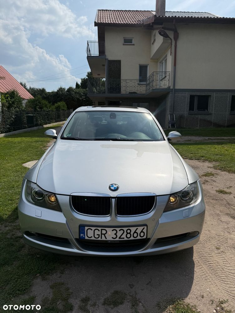 BMW Seria 3 318i - 10