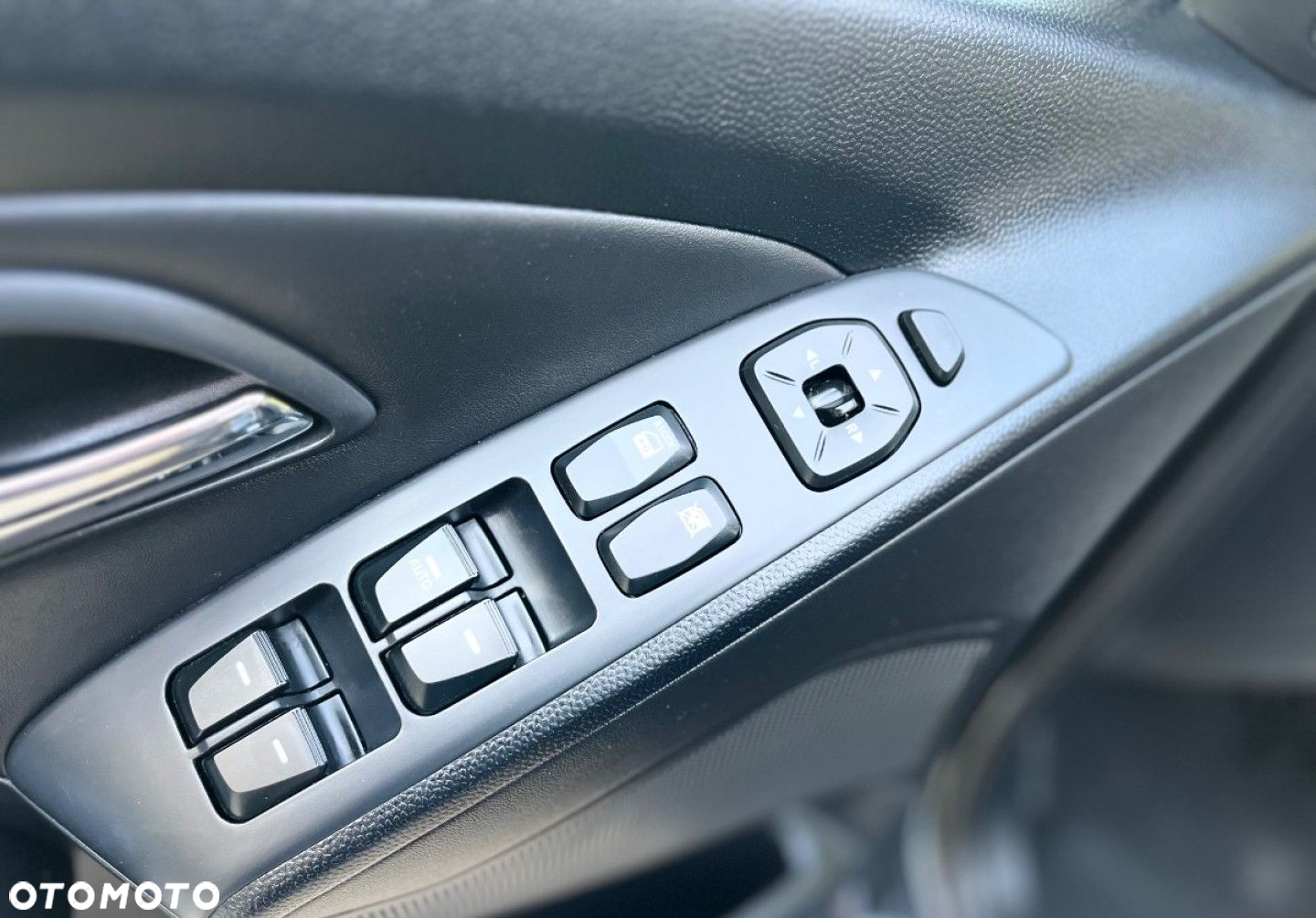 Hyundai ix35 - 25