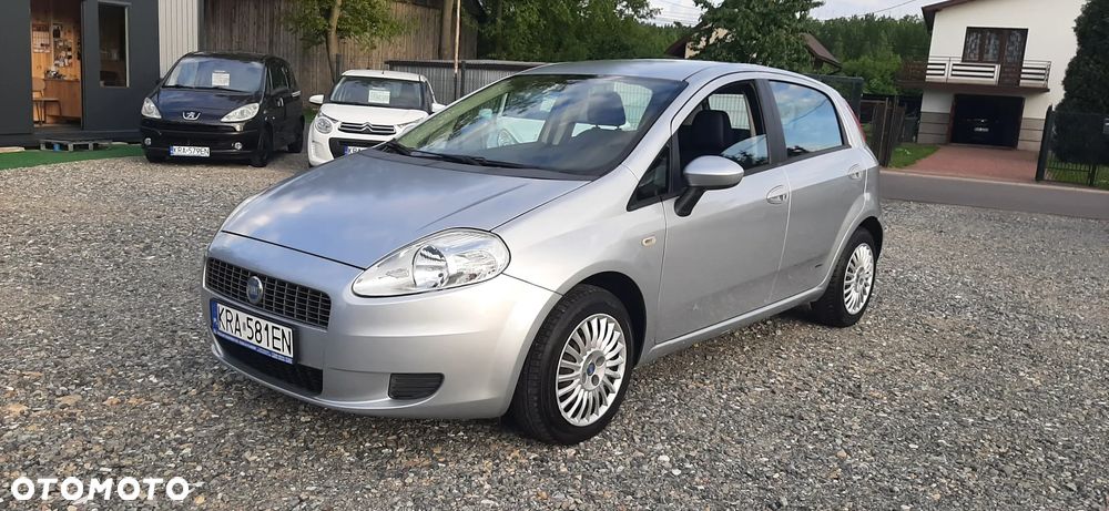 Fiat Grande Punto - 15