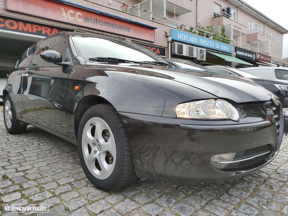 Alfa Romeo 147 1.6 TS Distinctive - 2