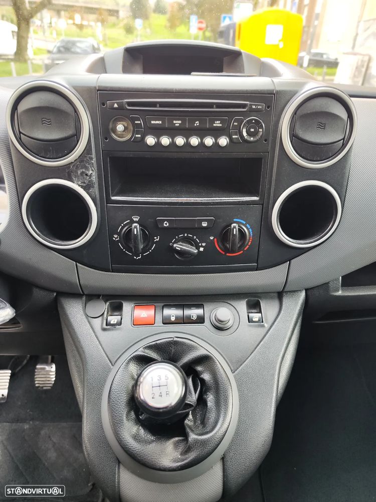 Peugeot Partner - 23