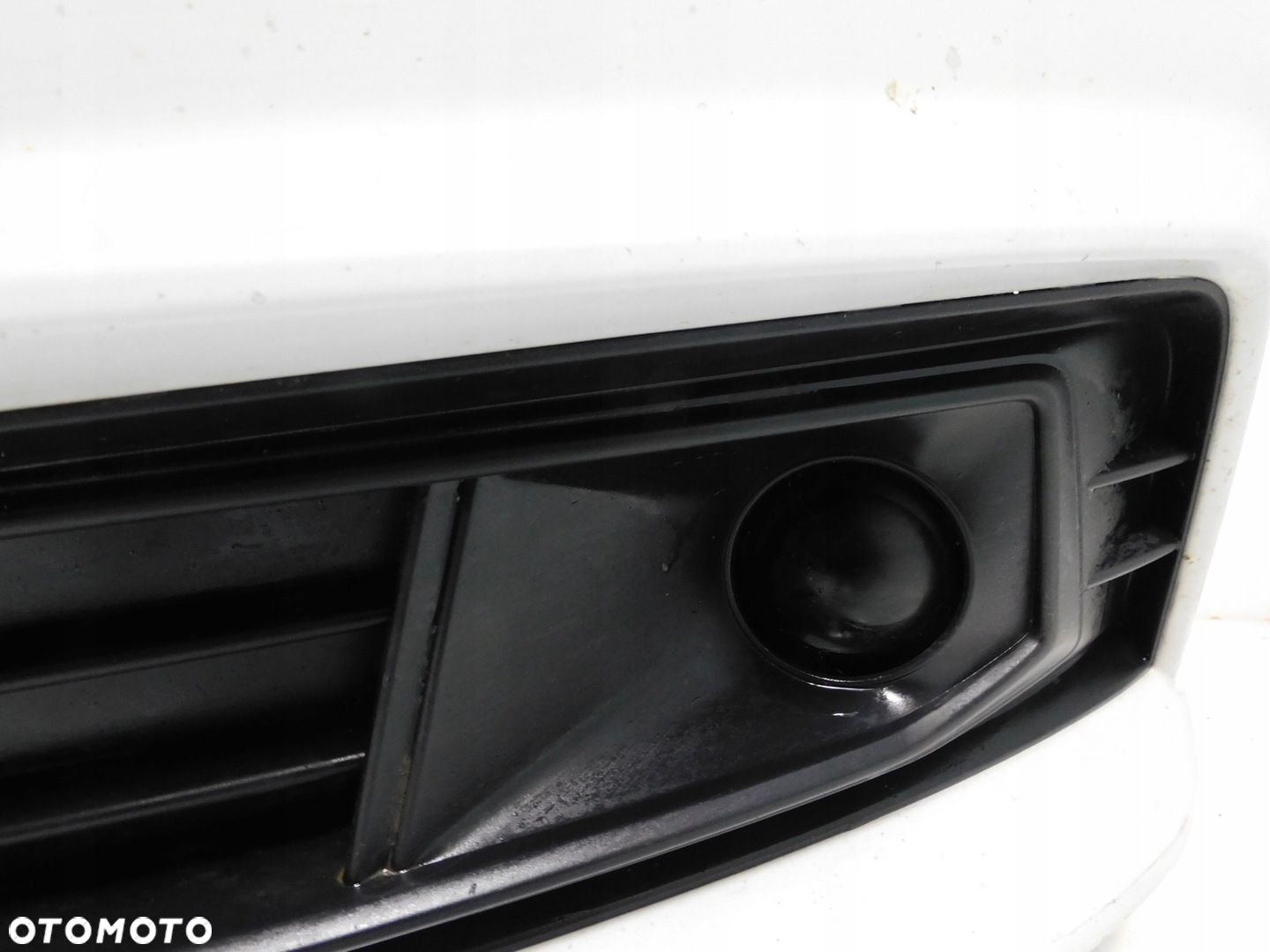 AUDI A4 B9 8W KOMPLETNY PRZÓD ZDERZAK LAMPY MASKA PAS LS9R RADARY - 4