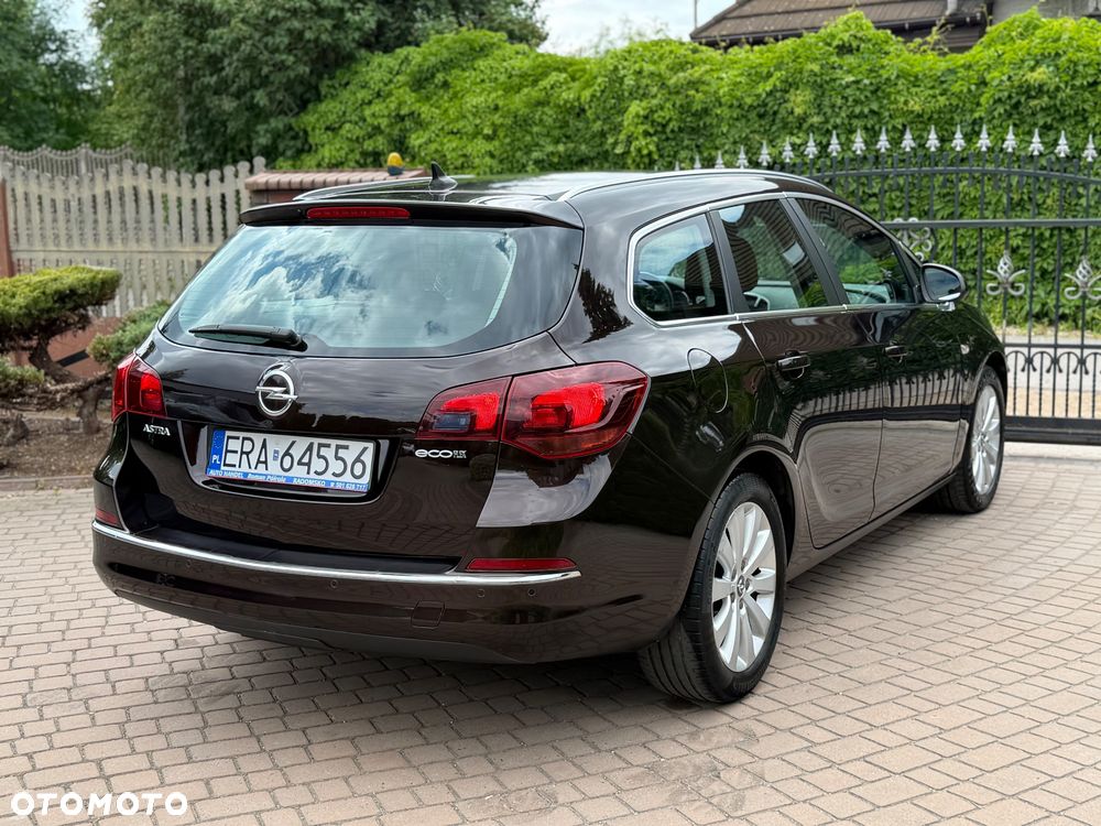 Opel Astra 1.7 CDTI Cosmo - 9
