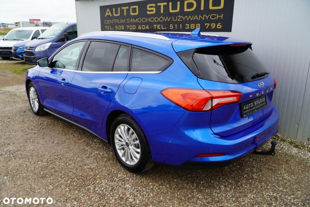 Ford Focus - 33
