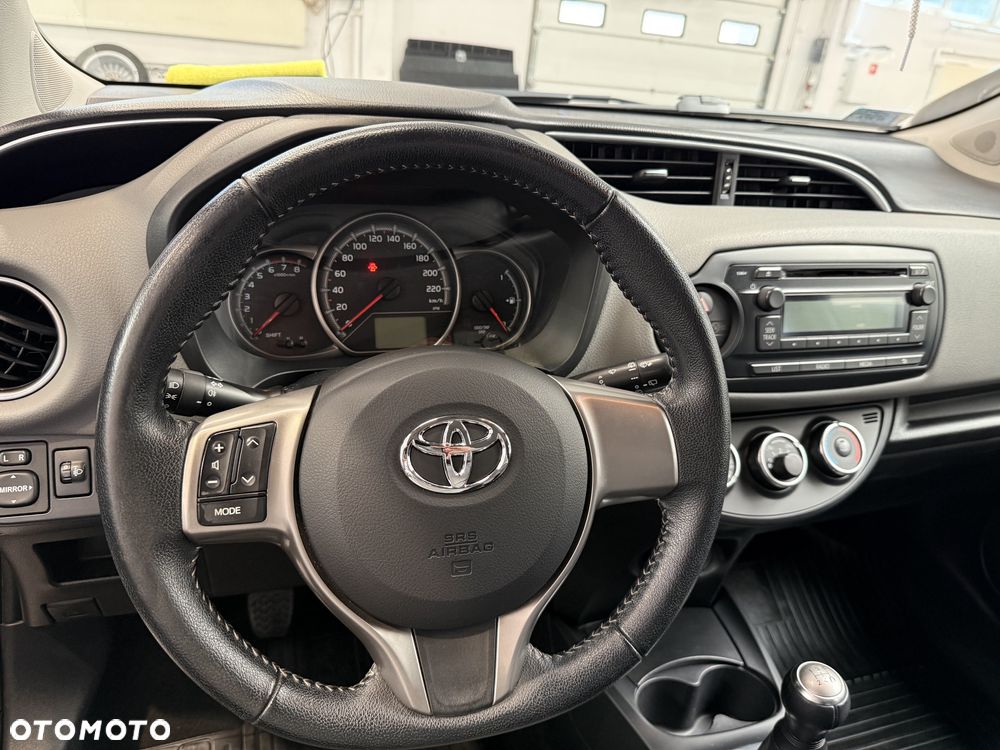 Toyota Yaris 1.0 Active - 17