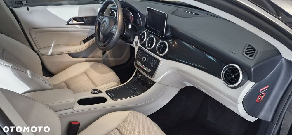 Mercedes-Benz CLA 2018