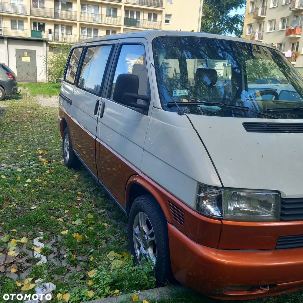 Volkswagen Transporter - 2