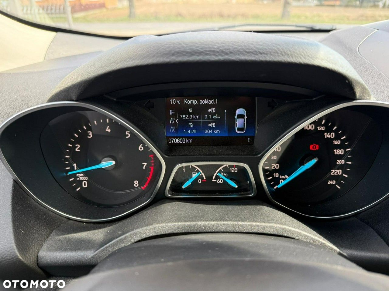 Ford Kuga - 7