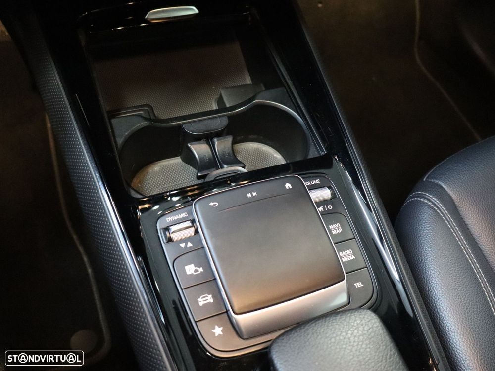 Mercedes-Benz GLA 250 e Style - 24