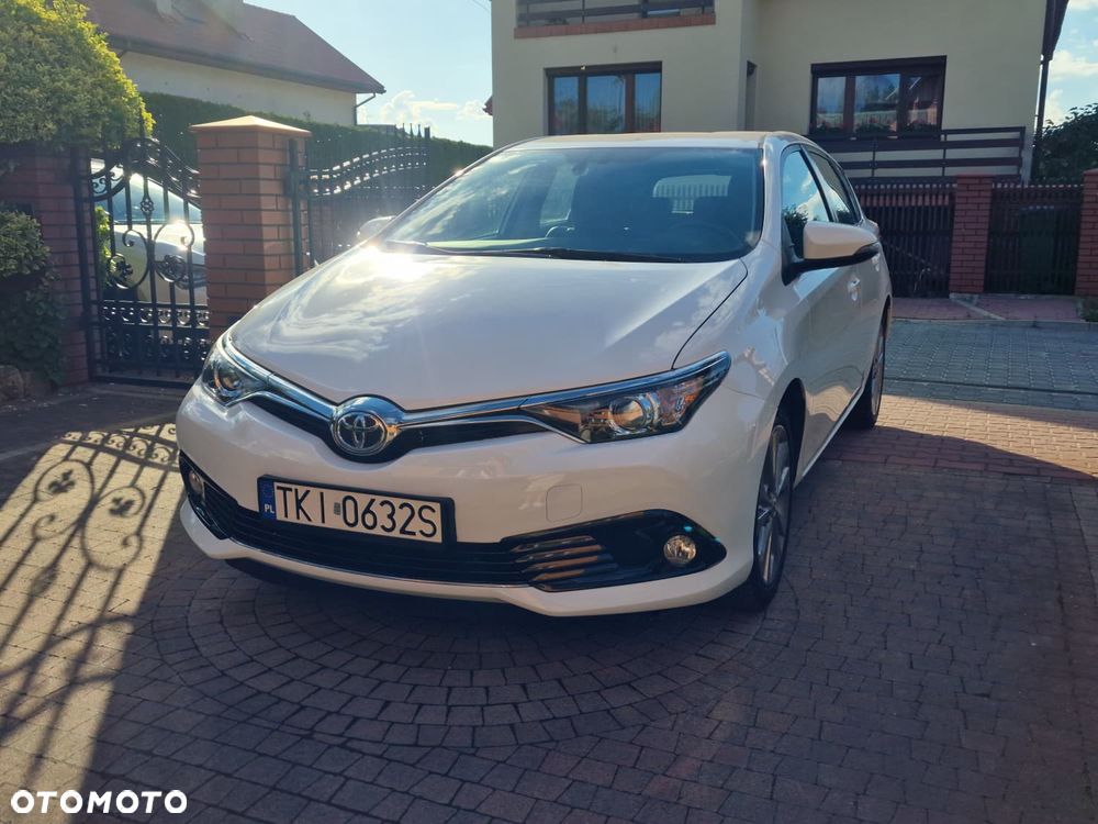 Toyota Auris 1.2 T Prestige - 4