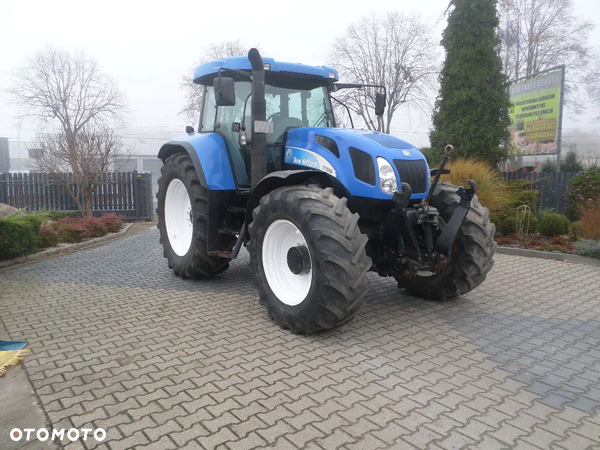 New Holland T7550