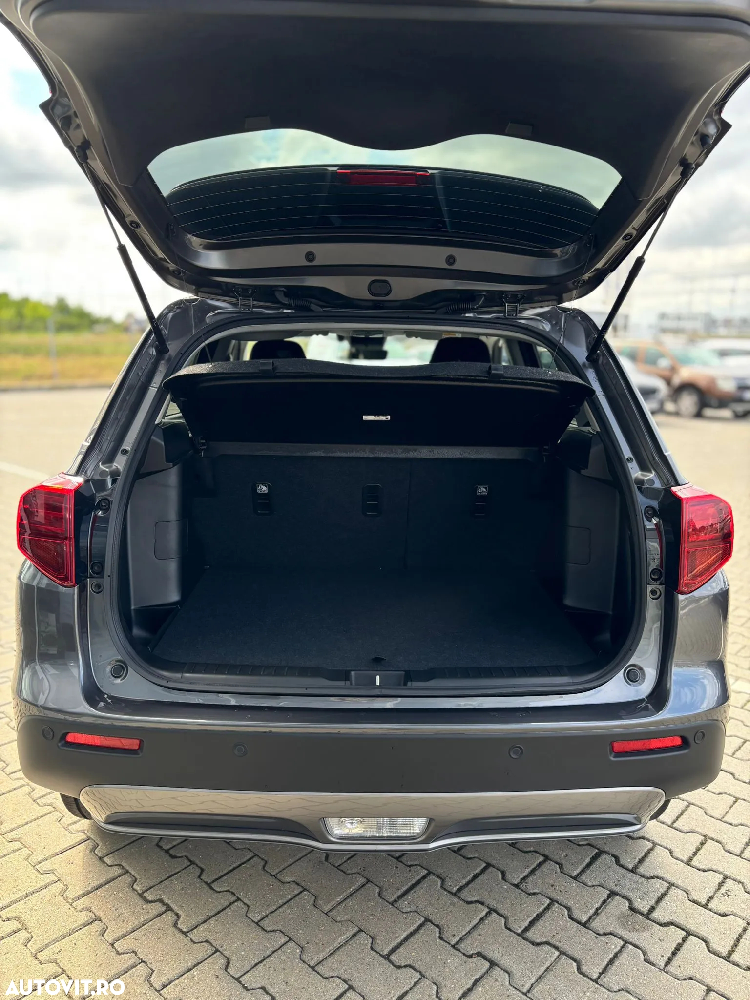 Suzuki Vitara 1.4 Boosterjet MHEV Passion - 10