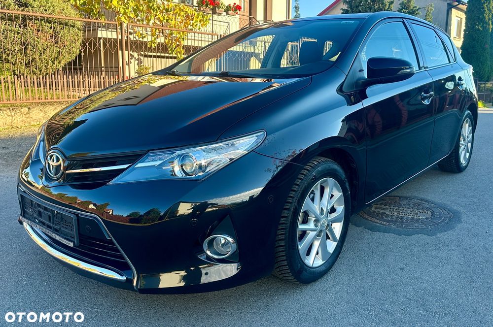 Toyota Auris - 4