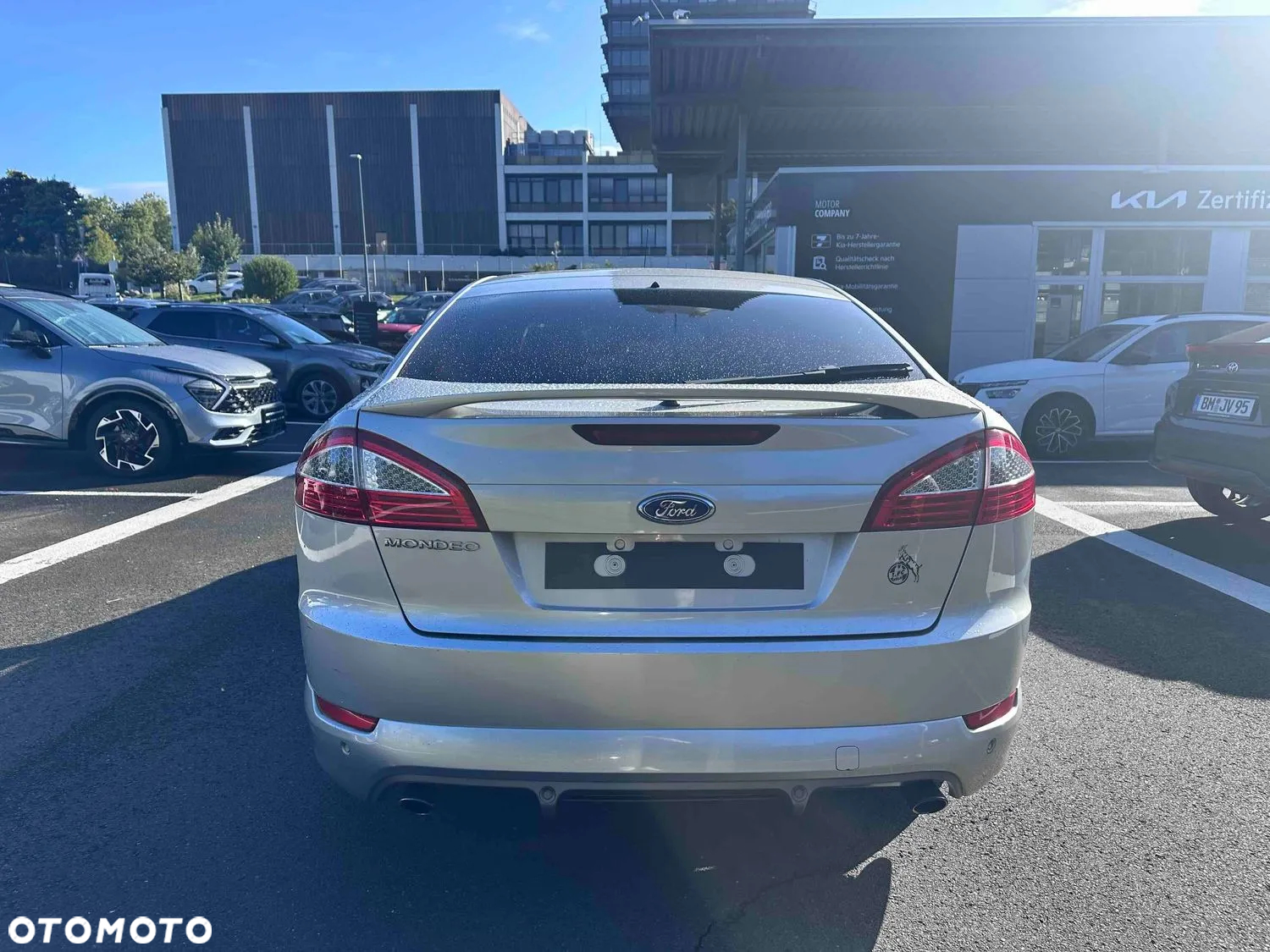 Ford Mondeo 2.5 Titanium S - 9