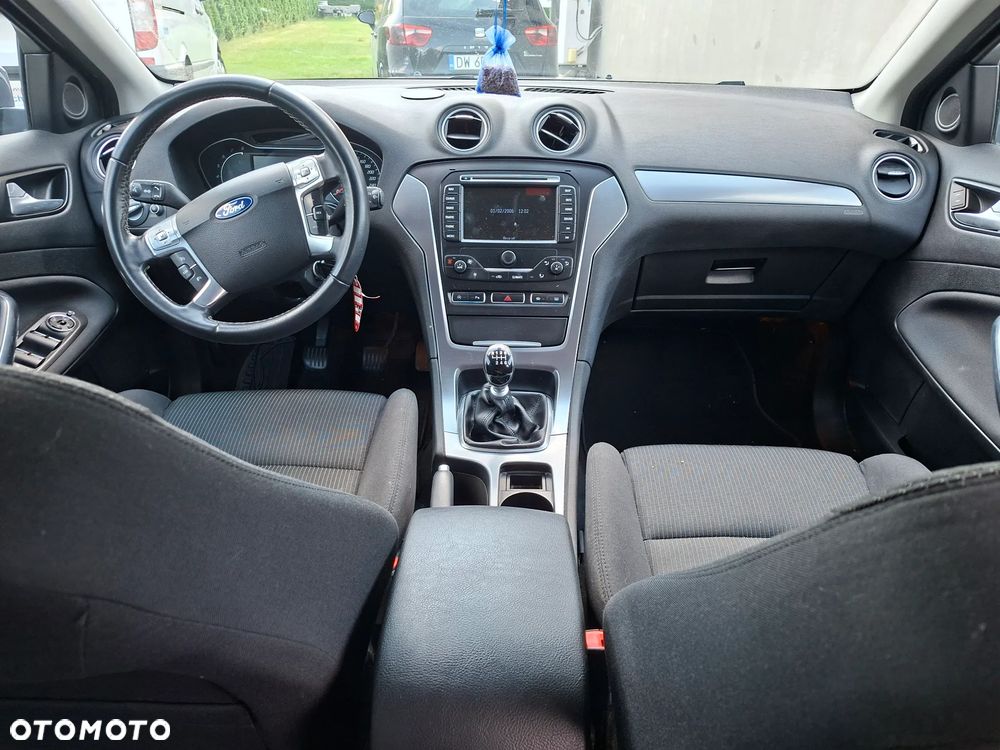Ford Mondeo - 7