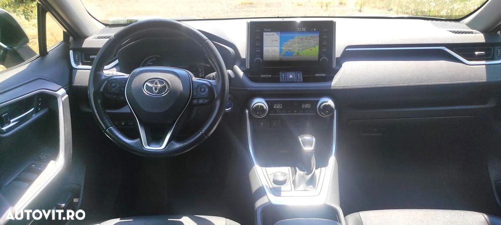 Toyota RAV4 - 24