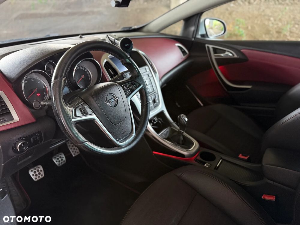 Opel Astra GTC 2.0 CDTI ecoFLEX Start/Stop - 24