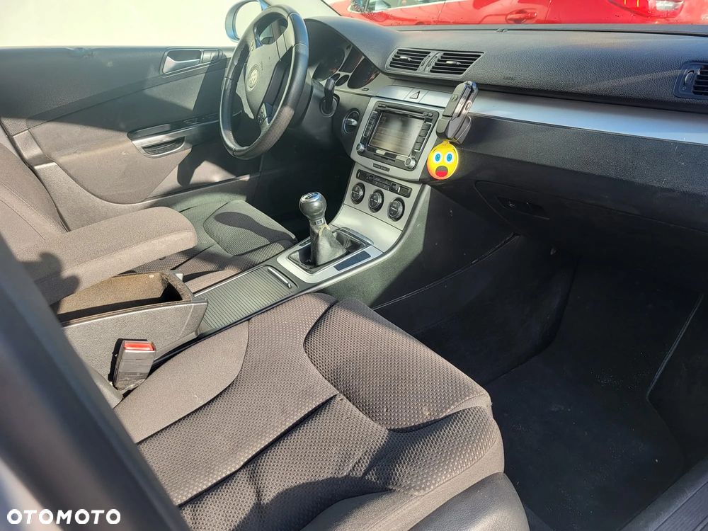 Volkswagen Passat Variant 2.0 TDI DPF Comfortline - 6