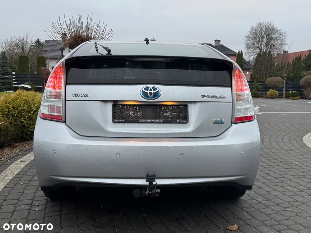 Toyota Prius (Hybrid) Comfort - 22