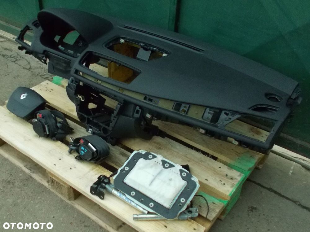 RENAULT MEGANE III DESKA KONSOLA AIRBAG PASY EU - 2