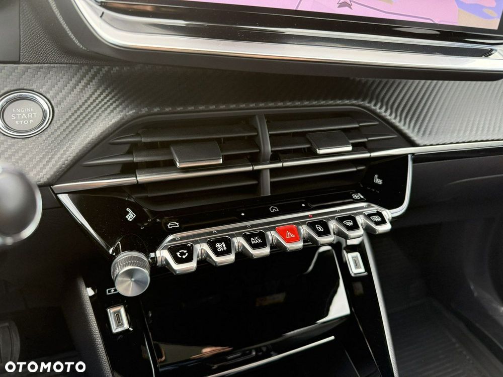 Peugeot 2008 1.2 PureTech Allure S&S EAT8 - 6